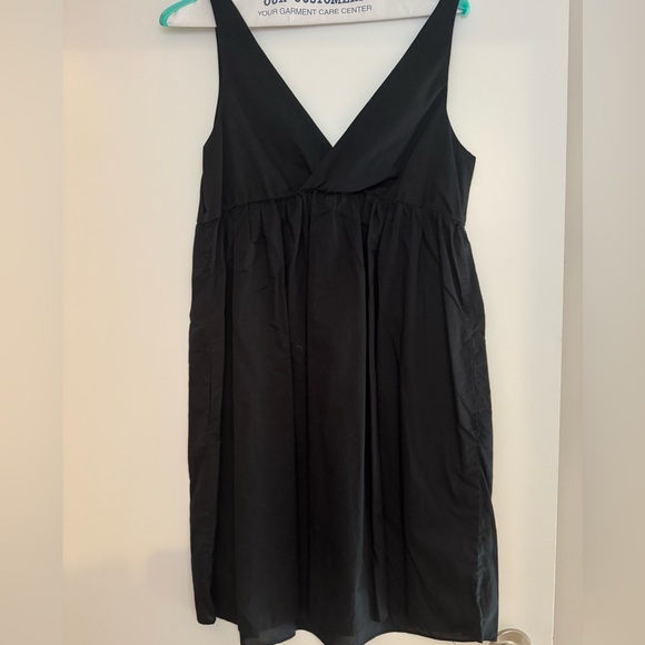 Old Navy Dresses & Skirts - LIKE NEW! Old Navy Black Cotton Knee Length V-Neck Sundress Dress Sz L